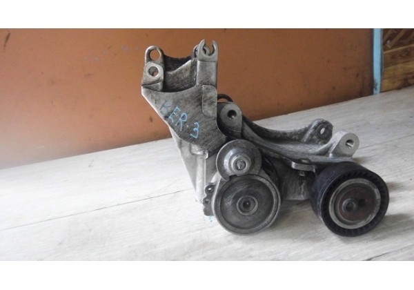 кронштейн генератора Peugeot, Citroen 2.0 hdi, 9643834880, 96348179 *
